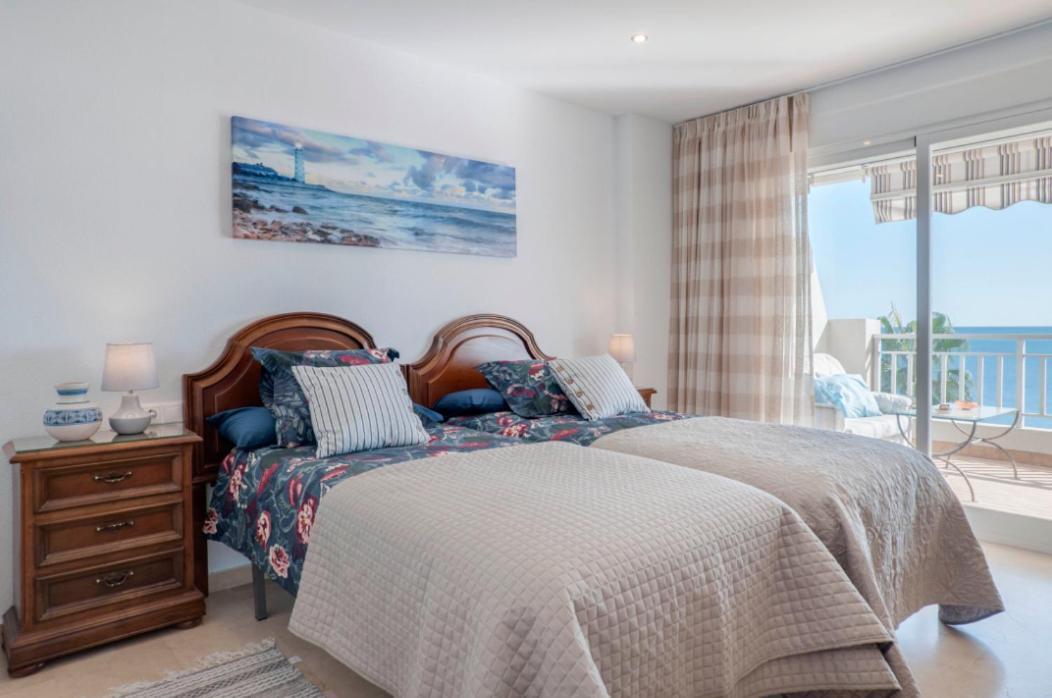 Family Aguamarina Front The Sea Free Parking Apartment Fuengirola Exterior photo