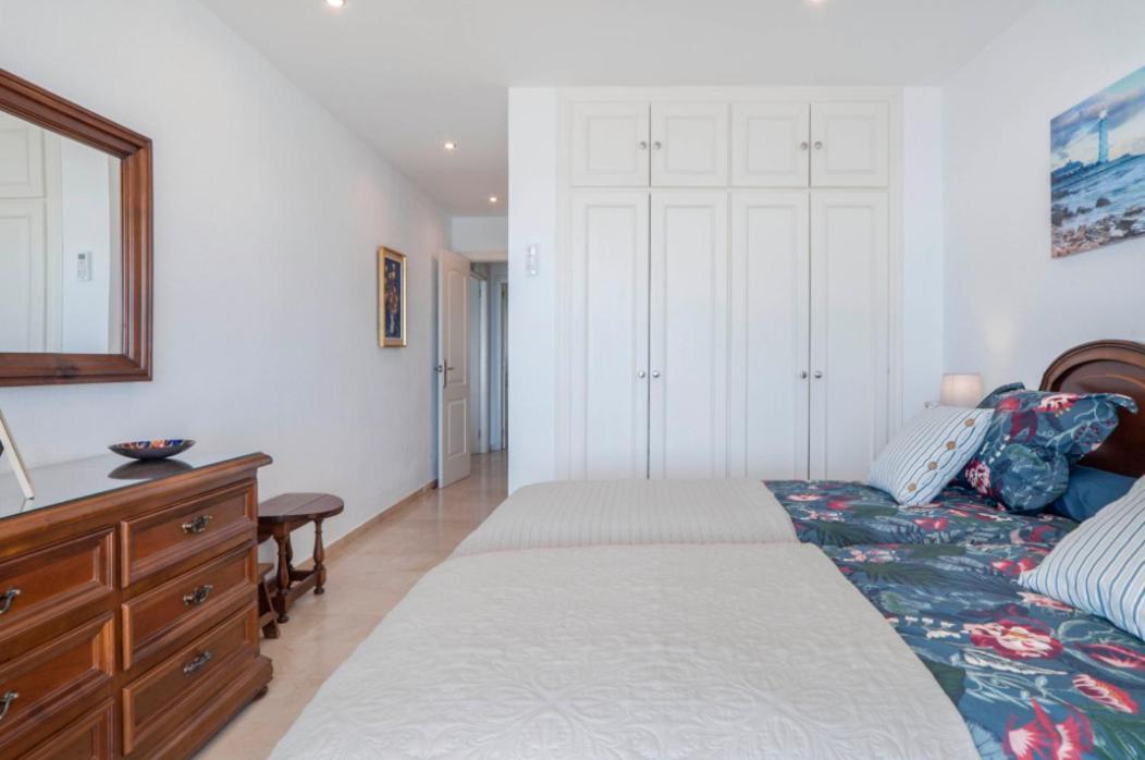 Family Aguamarina Front The Sea Free Parking Apartment Fuengirola Exterior photo